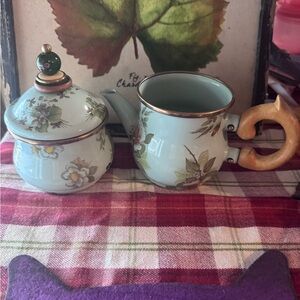 Floral Teapot and Sugar Bowl Set